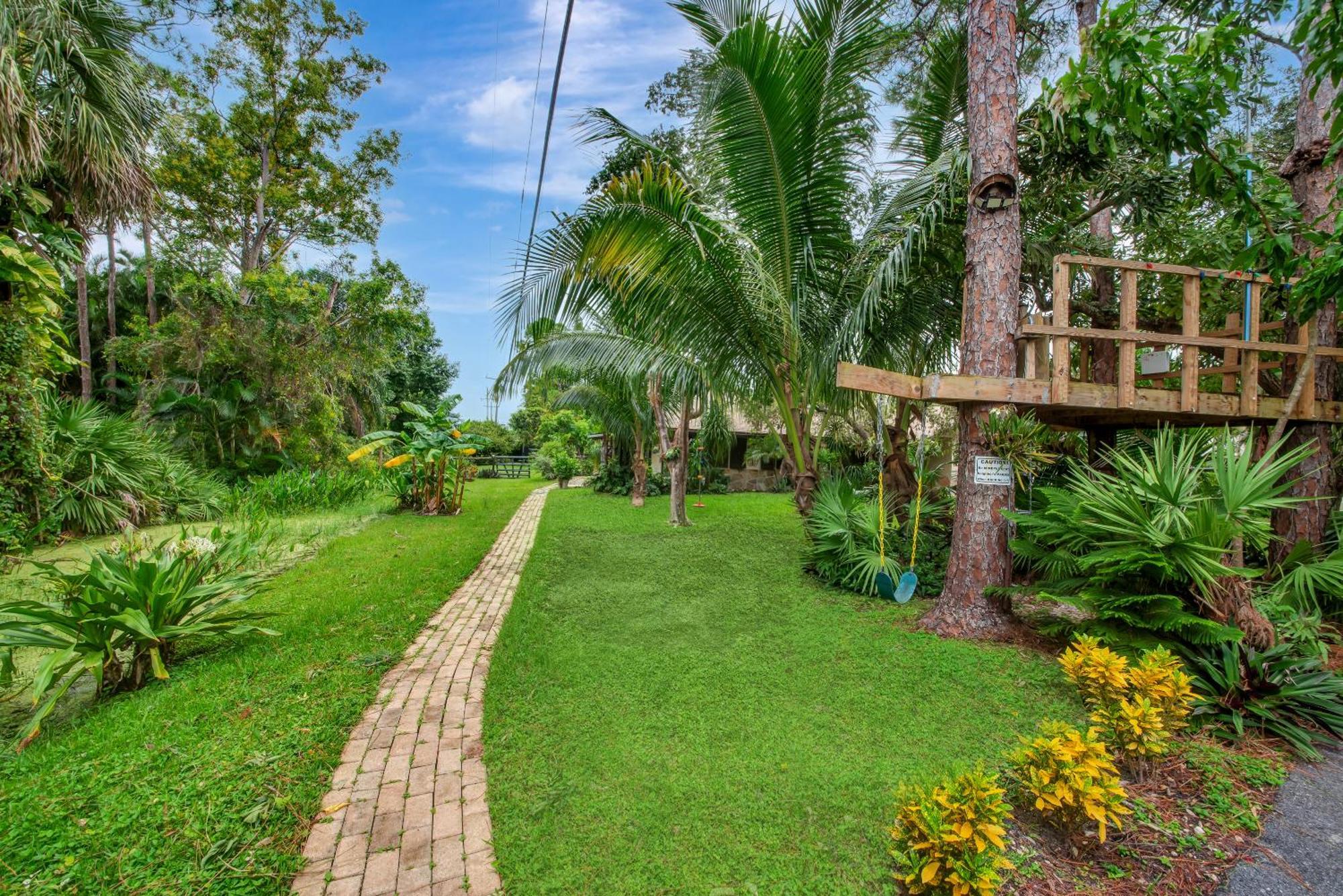 La Quiete Cove For One Bed & Breakfast Лейк Уърт Екстериор снимка